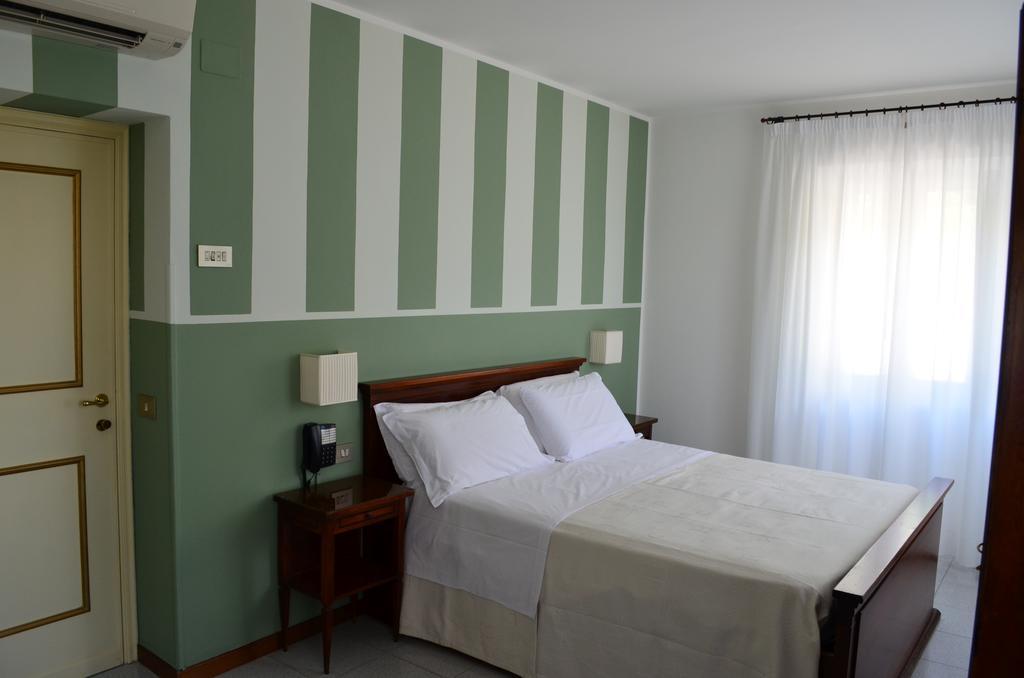 Hotel Rosalba Pérouse Chambre photo